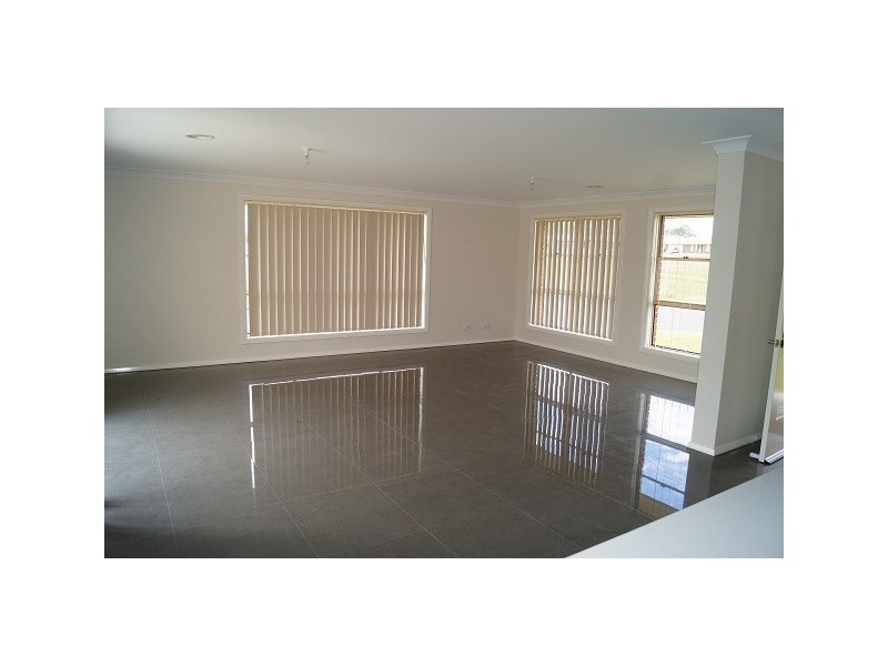 1/1 Glasson Drive, Orange NSW 2800