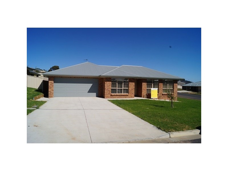 1/1 Glasson Drive, Orange NSW 2800