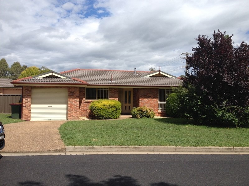 1/1 Taronga Avenue, Orange NSW 2800