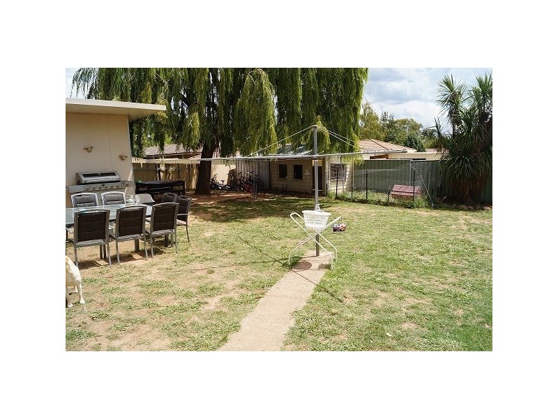 35 Seymour Street, Orange NSW 2800