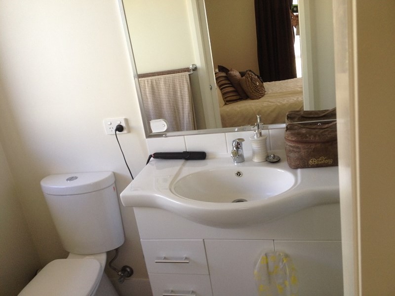 10 Quinlan Run, Orange NSW 2800