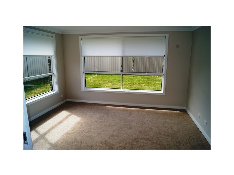 218 Molloy Drive, Orange NSW 2800