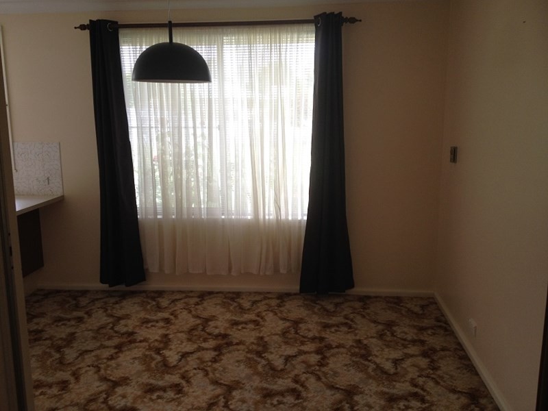 14 Campdale Place, Orange NSW 2800