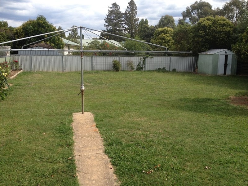 14 Campdale Place, Orange NSW 2800