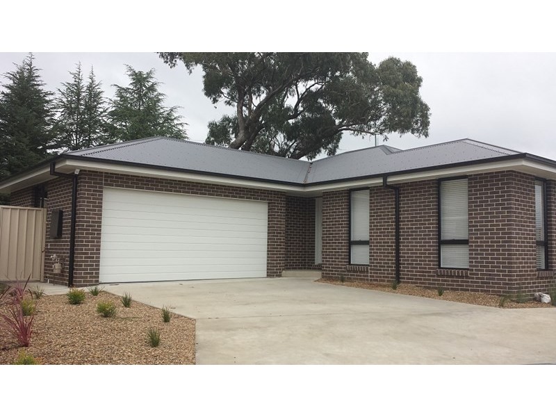 16 McCarron Place, Orange NSW 2800