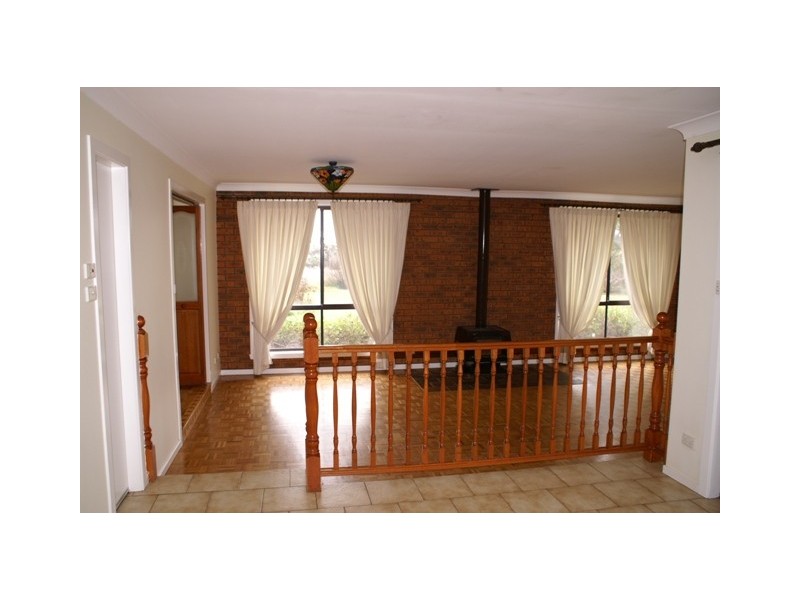 “Niela Millthorpe, Millthorpe NSW 2798