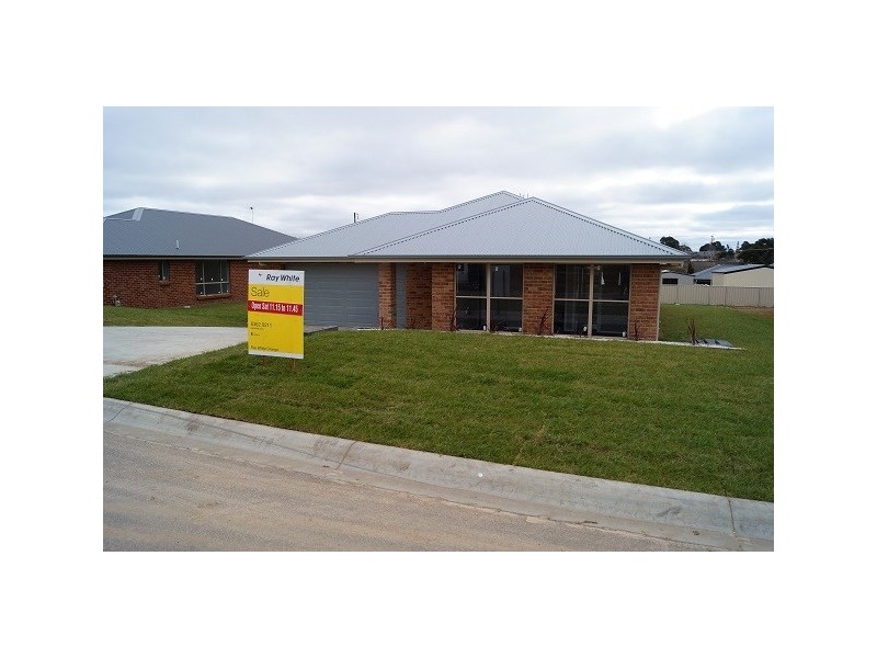 20 Grace Rise, Orange NSW 2800