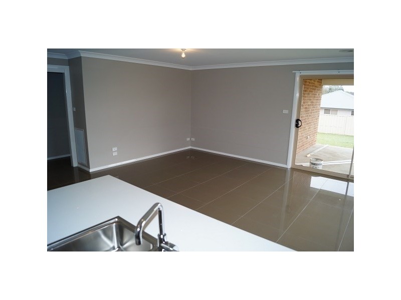 20 Grace Rise, Orange NSW 2800