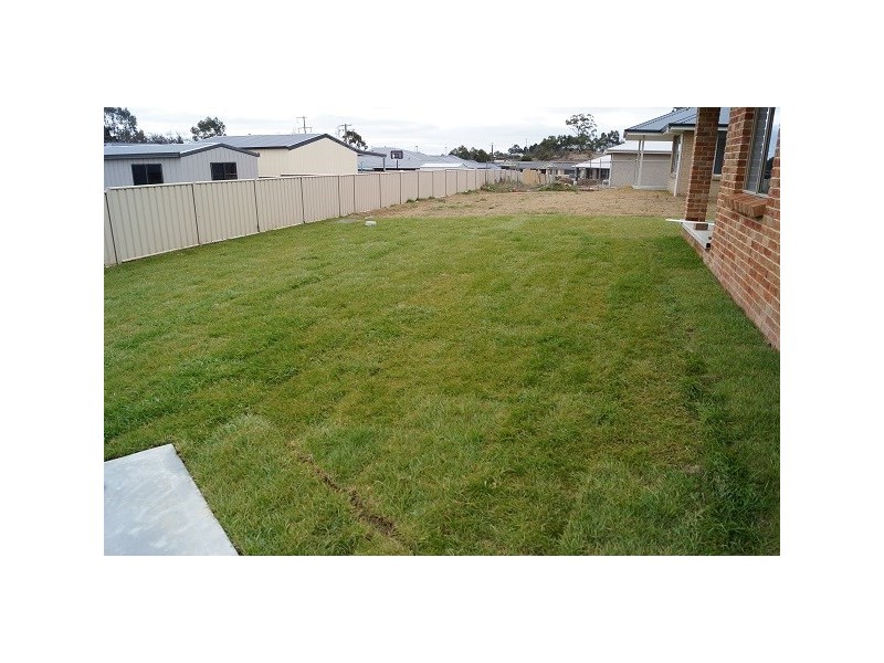 20 Grace Rise, Orange NSW 2800