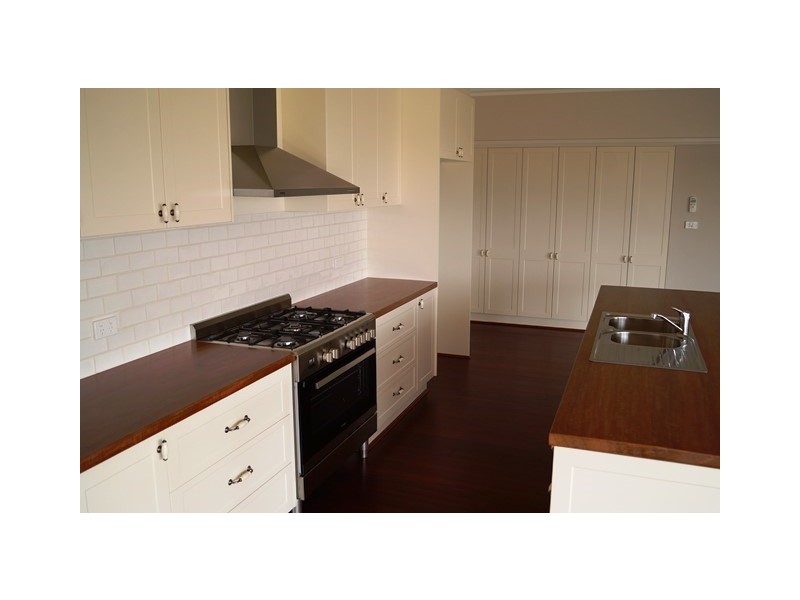 22 Centennial Crescent, Orange NSW 2800