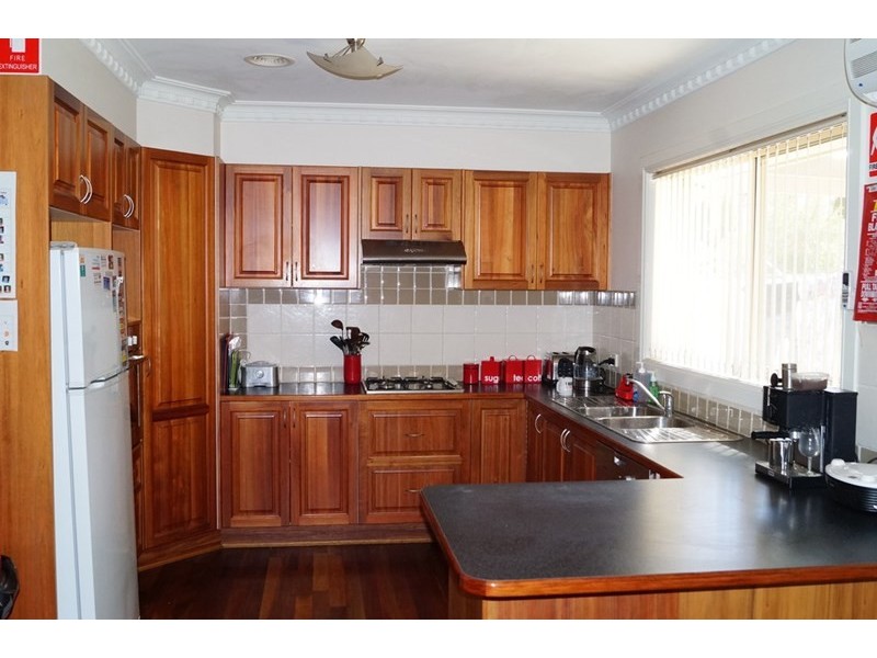 40 Roselawn Drive, Orange NSW 2800