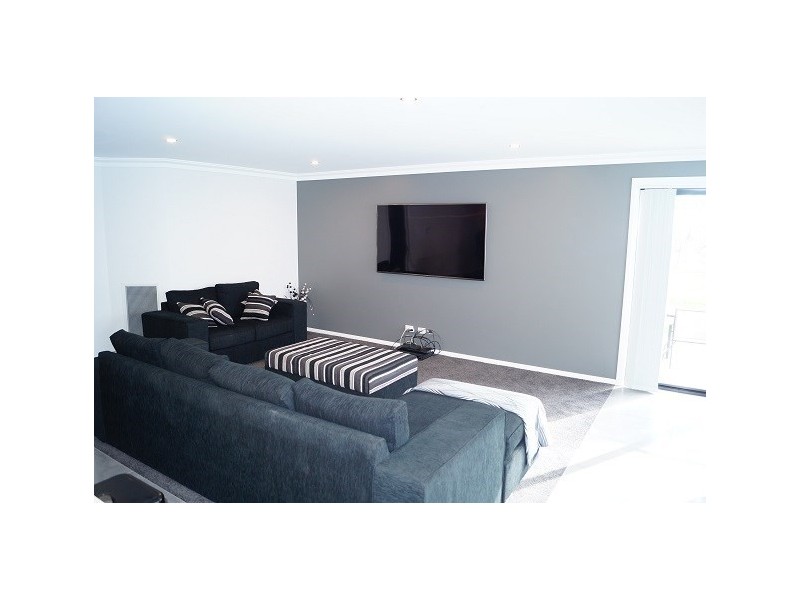 33 Glasson Drive, Orange NSW 2800