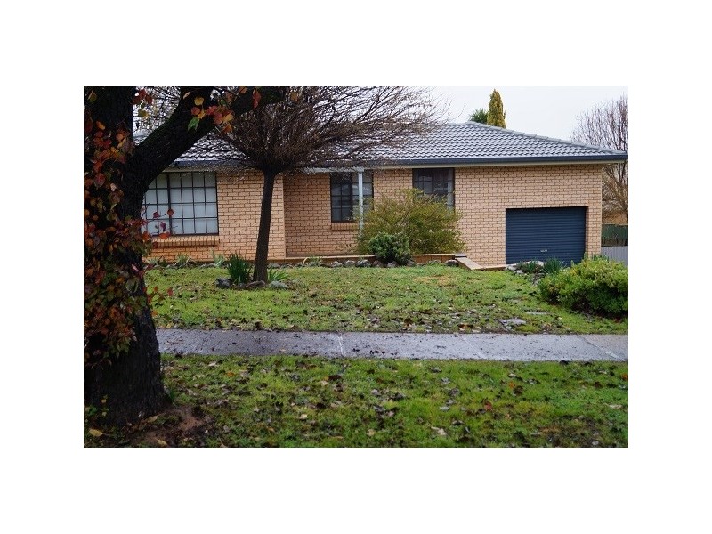 35 Seymour Street, Orange NSW 2800