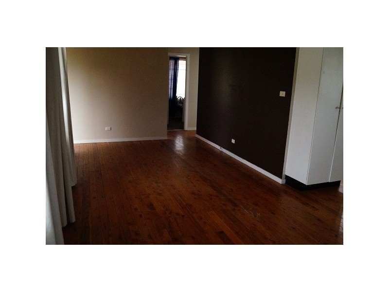 35 Seymour Street, Orange NSW 2800