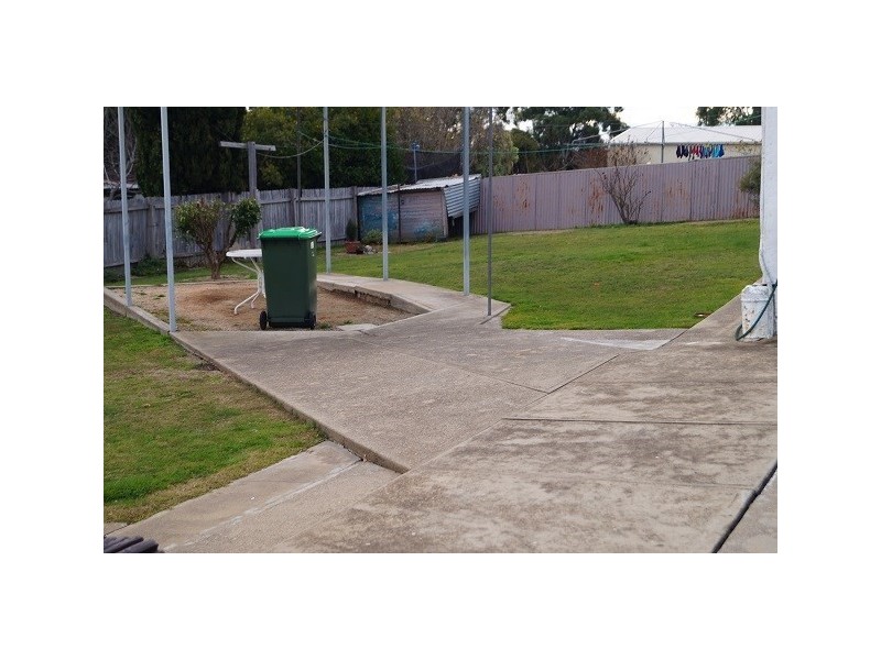 13 Treweeke Street, Orange NSW 2800