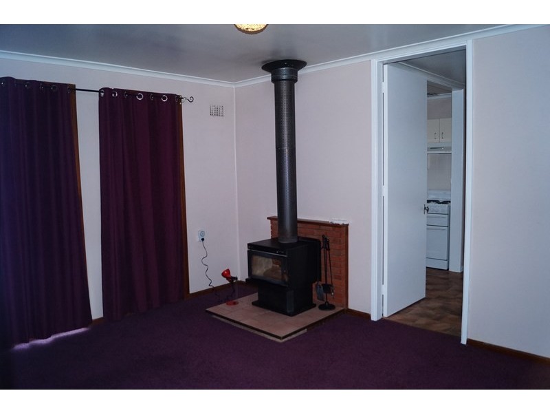 7 Nioka Place, Orange NSW 2800