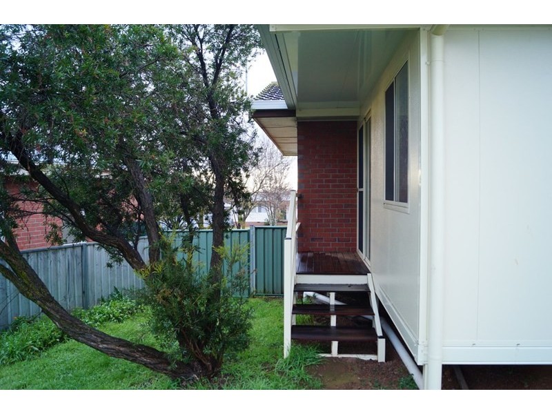 7 Nioka Place, Orange NSW 2800