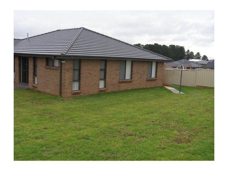 19 Diamond Drive, Orange NSW 2800