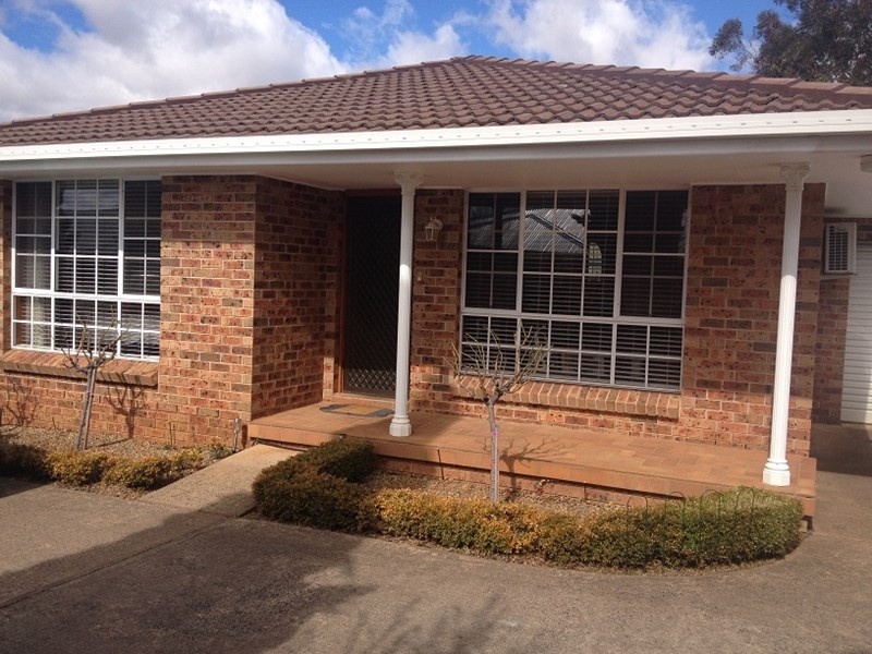 Unit 3/51 Frost Street, Orange NSW 2800