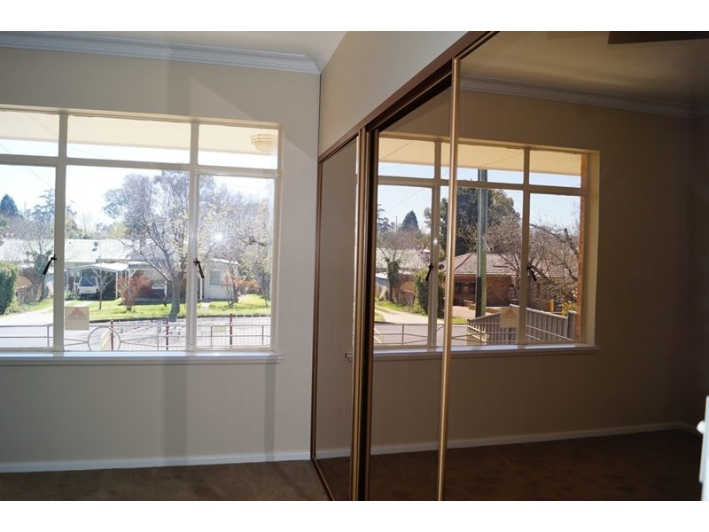 136 Gardiner Road, Orange NSW 2800