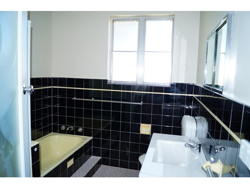 136 Gardiner Road, Orange NSW 2800