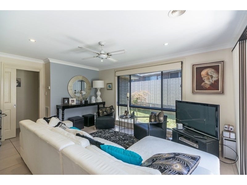 1 Brock Place, Orange NSW 2800