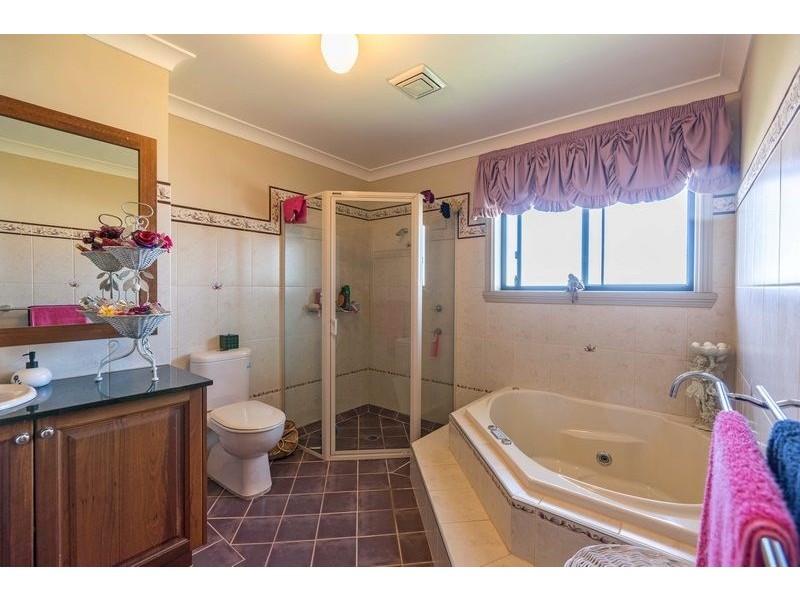 32 Stirling Avenue, Orange NSW 2800