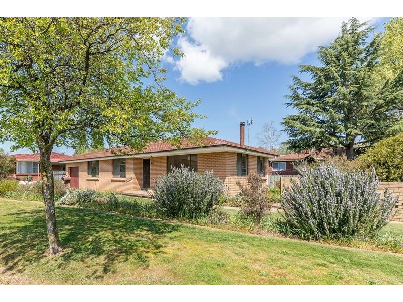 18 Icely Road, Orange NSW 2800