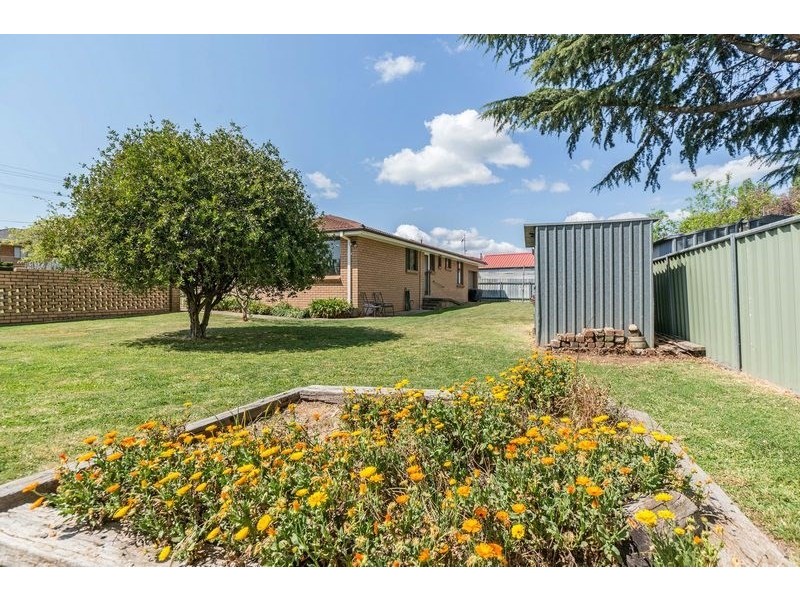18 Icely Road, Orange NSW 2800