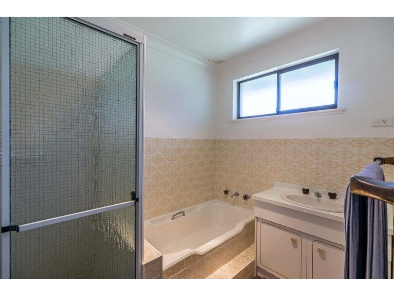 18 Icely Road, Orange NSW 2800