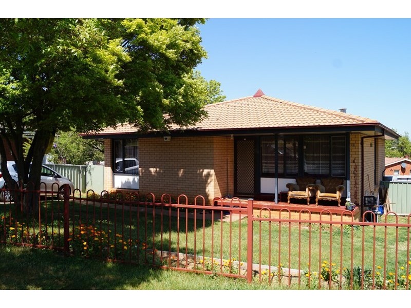 30 South Terrace, Orange NSW 2800