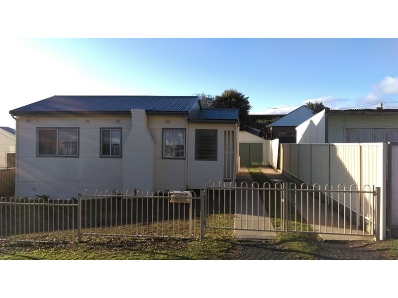 27 Moresby Street, Orange NSW 2800