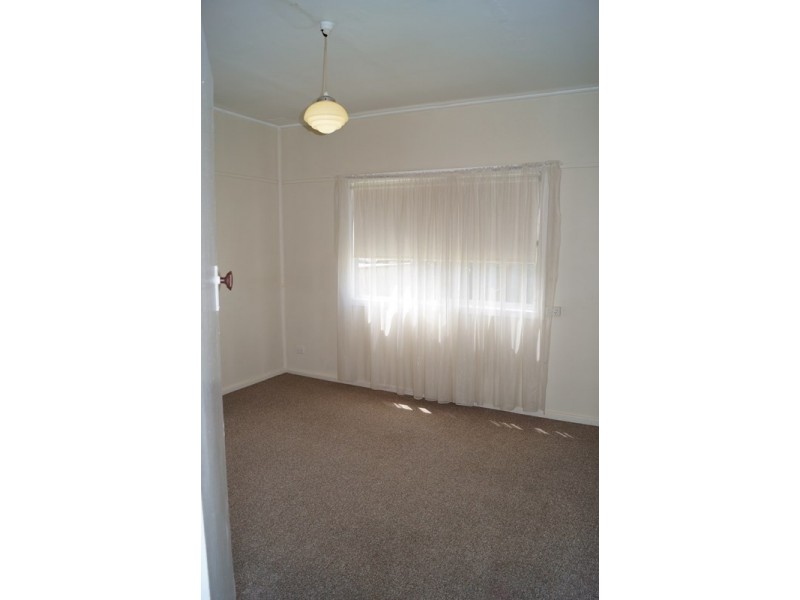 27 Moresby Street, Orange NSW 2800