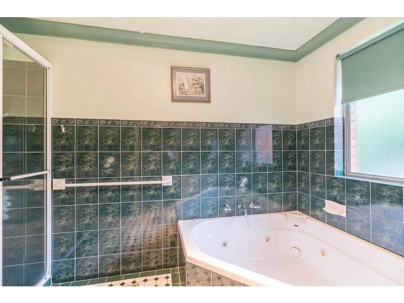 7 Regency Place, Orange NSW 2800