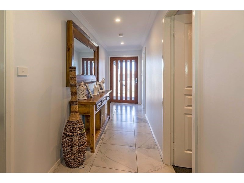 22 Molloy Drive, Orange NSW 2800