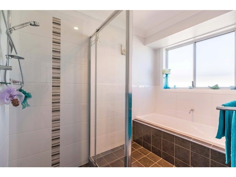 22 Molloy Drive, Orange NSW 2800