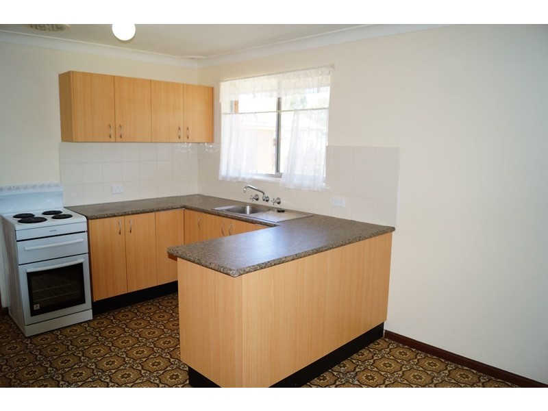 65 Park Street, Orange NSW 2800