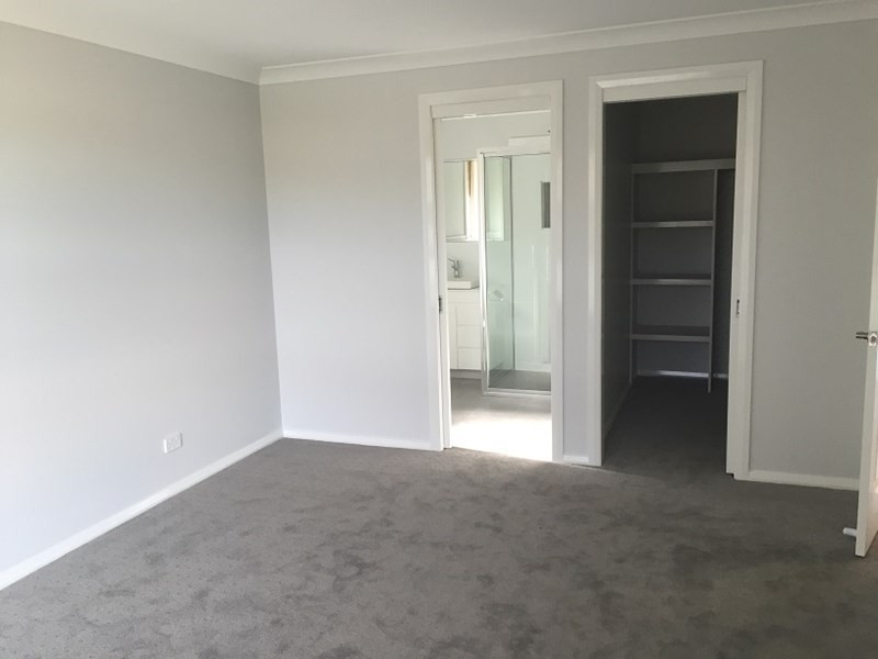 10 Glasson Drive, Orange NSW 2800