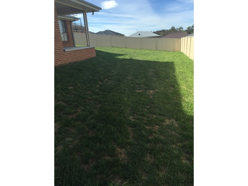 10 Glasson Drive, Orange NSW 2800