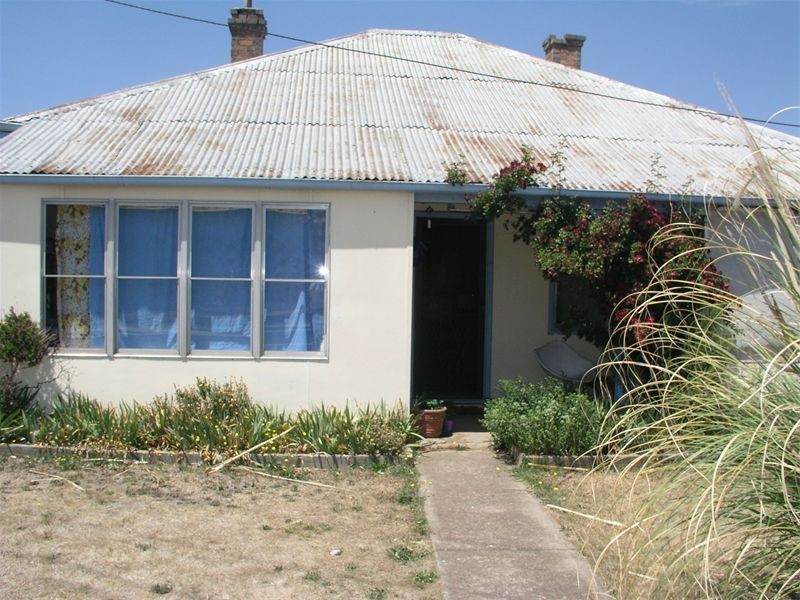 120 Bathurst Road, Orange NSW 2800