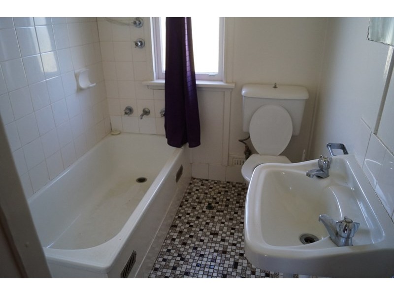 2 Leura Road, Orange NSW 2800