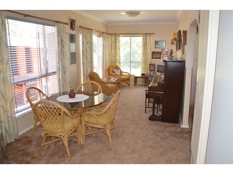 153 Matthews Avenue, Orange NSW 2800