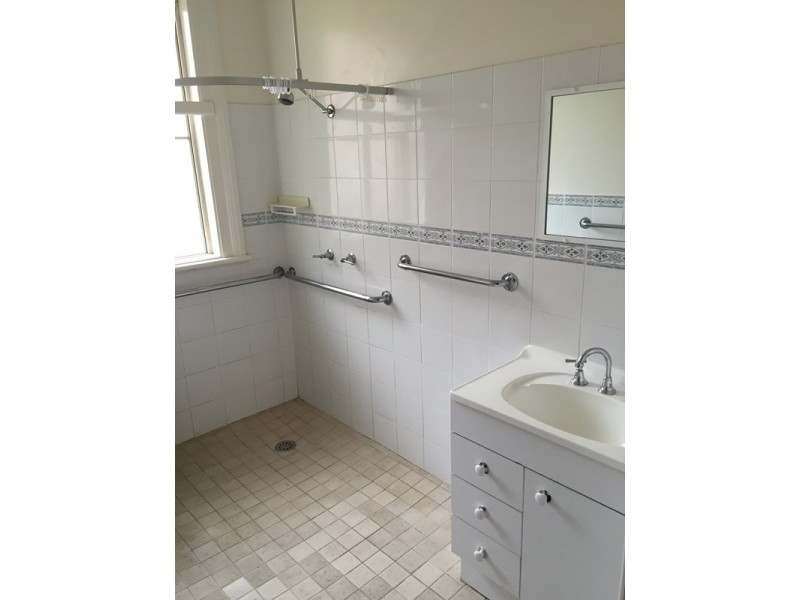166 Margaret Street, Orange NSW 2800