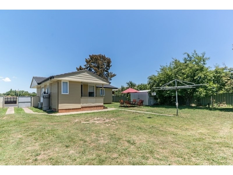 27 Mirral Way, Orange NSW 2800