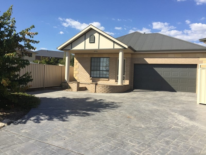 7a Brock Place, Orange NSW 2800