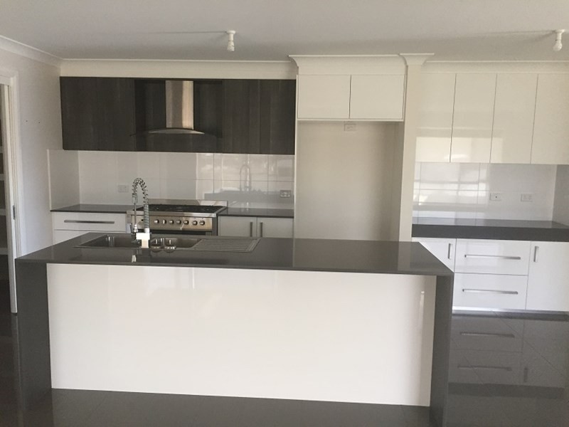 7 Downey Crescent, Orange NSW 2800