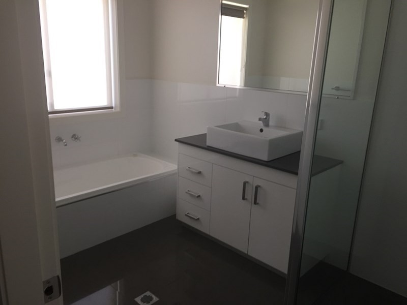 7 Downey Crescent, Orange NSW 2800