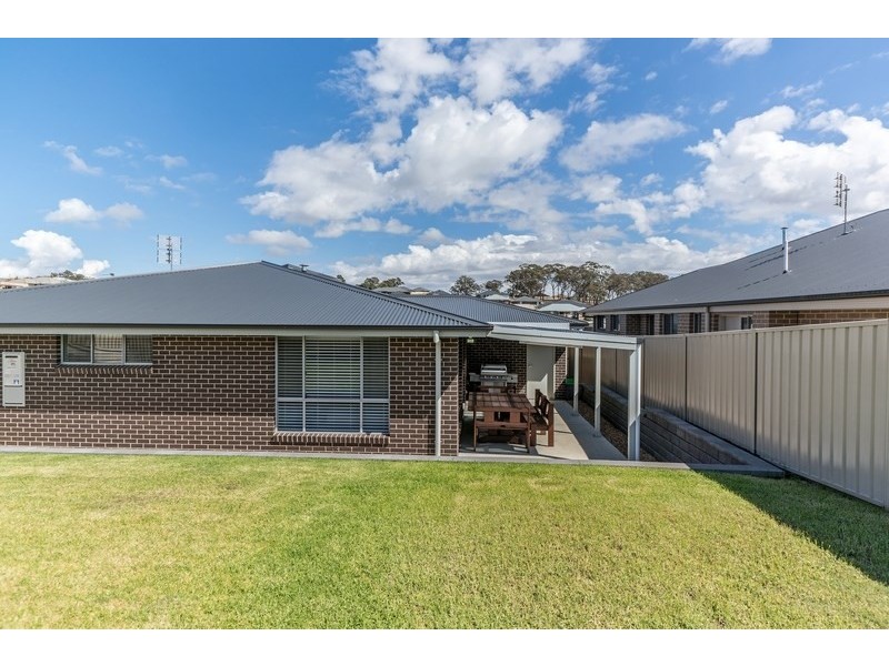 74 William Maker Drive, Orange NSW 2800