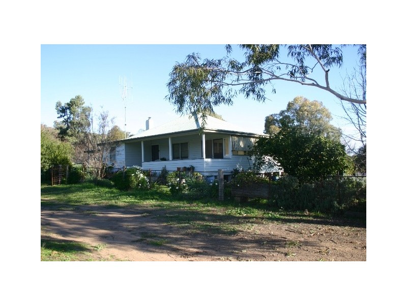 “Delmar” Lachlan Valley Way, Forbes NSW 2871