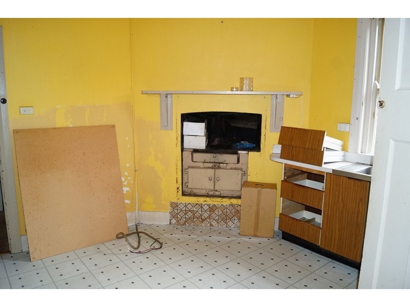 90 Clinton Street, Orange NSW 2800